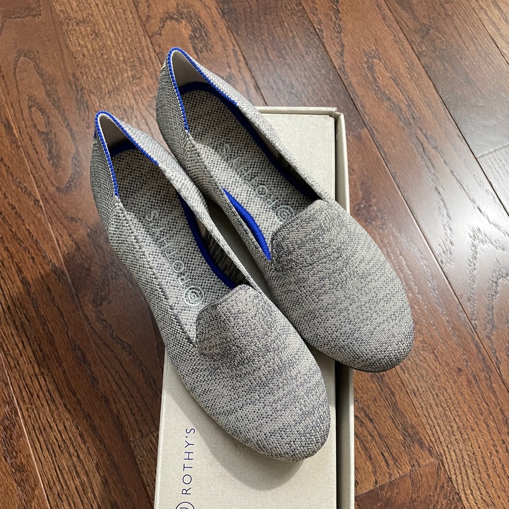 Heather grey Rothy’s loafers